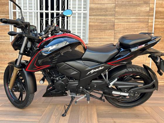 DAFRA APACHE RTR 200 